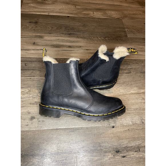 Dr. Martens Shoes - Dr. Martens 2976 Leonore Faux Fur-Lined Chelsea boot black leather 10 Women’s